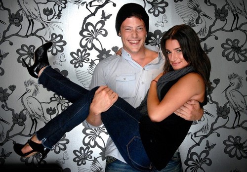finn-rachel_glee_2912