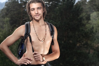 foreign-backpacker