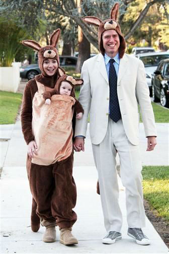 Alyson Hannigan and Alexis Denisof as kangaroos